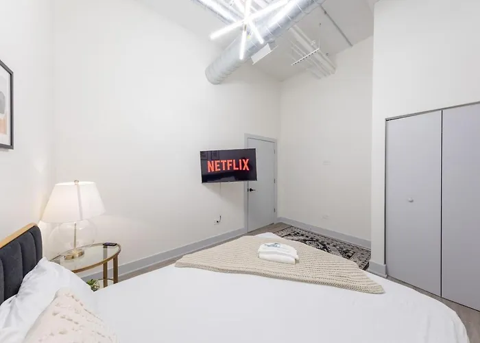 Group-friendly 5br Near Mccormick - Sleeps 12