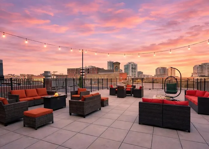 Group-friendly 5br Near Mccormick - Sleeps 12 * Chicago