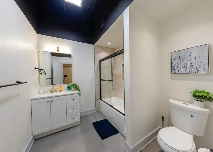 Group-friendly 5br Near Mccormick - Sleeps 12 *
