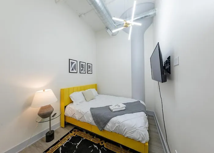 Group-friendly 5br Near Mccormick - Sleeps 12 *